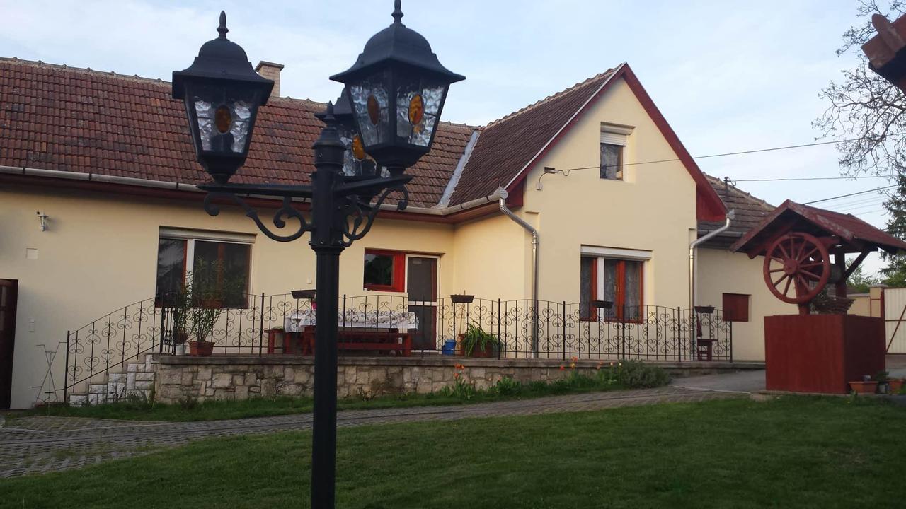 Zempleni Vendeghaz Hotel Erdőbénye Exterior foto